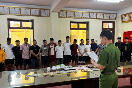 Lạng Sơn: Triệt phá ổ bạc quy mô lớn giữa đồi núi không có sóng điện thoại