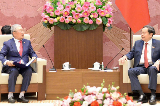 Chủ tịch Quốc hội Trần Thanh Mẫn tiếp Chủ tịch Hội hữu nghị Hàn Quốc - Việt Nam