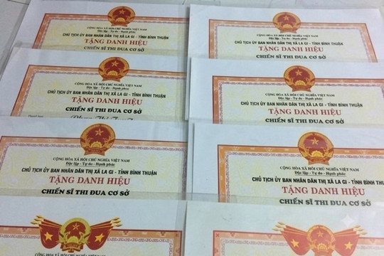 Ban hành Quy chế làm việc của Hội đồng Thi đua - Khen thưởng Trung ương