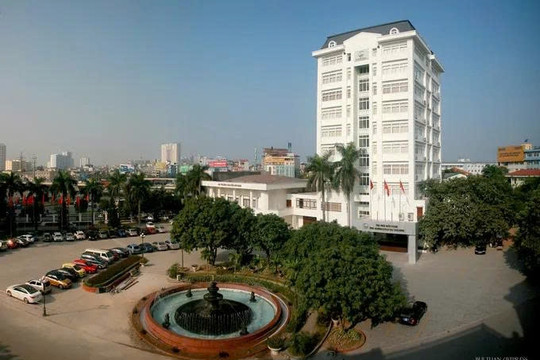 ĐHQG Hà Nội vi phạm học phí, học bổng và quản lý tài chính